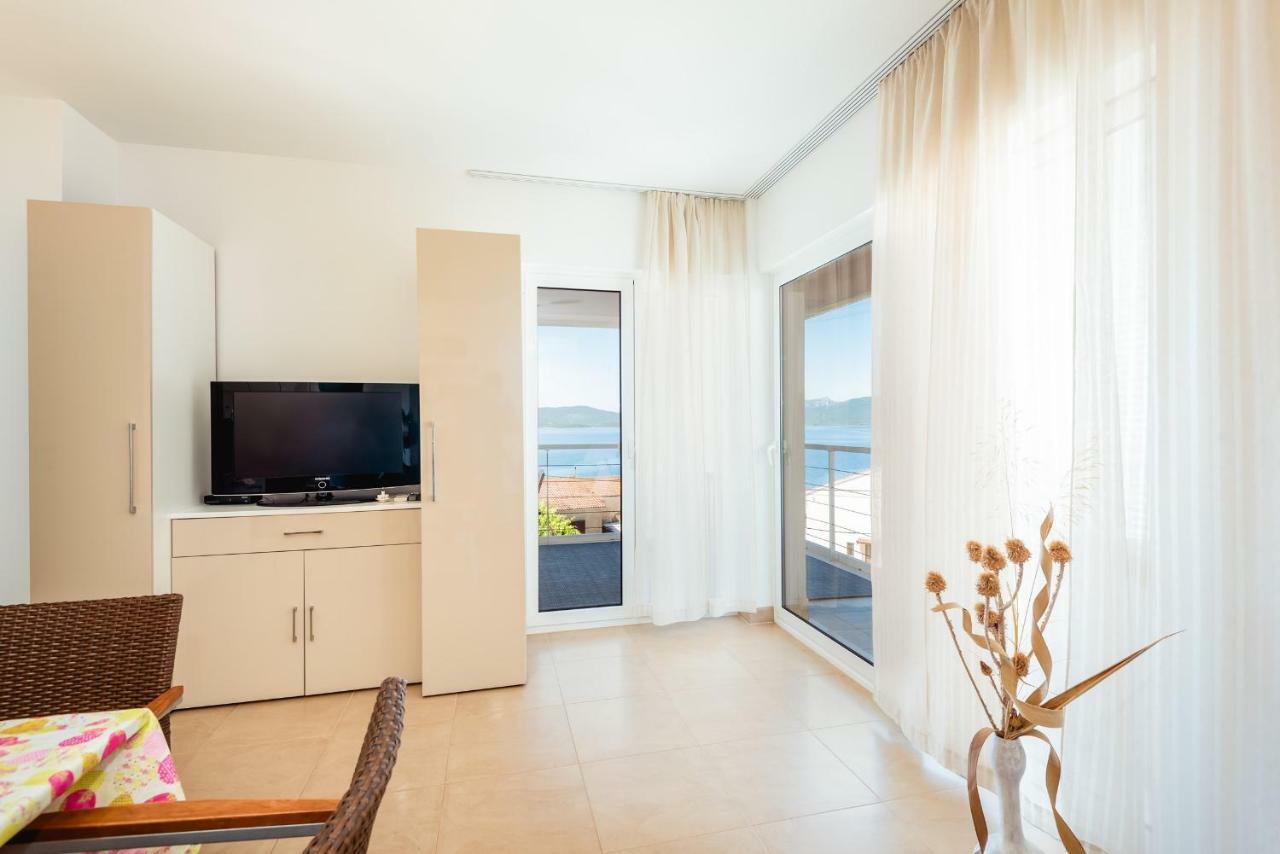 Apartmani Gelo Klek Exterior photo